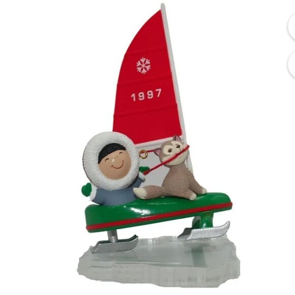 Hallmark Ornament “Frosty Friends” - Picture 1 of 8